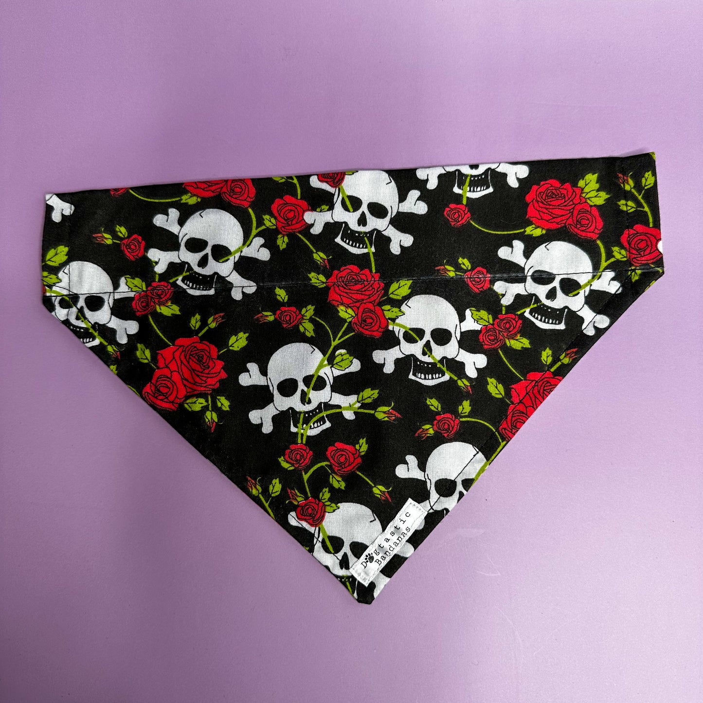 Dog bandanas - skull and roses