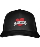 dog mum heart tattoo trucker cap black/black / no