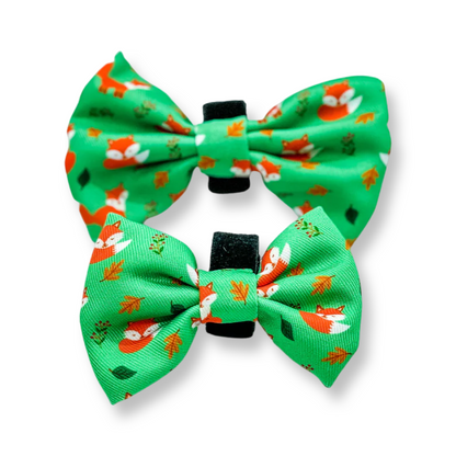 Inquisitive Fox Bow Tie - Pup Chic Boutique